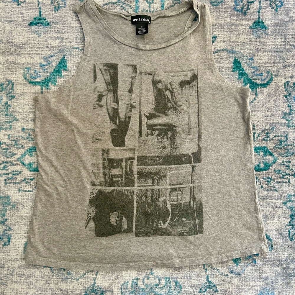 Wet Seal Gray Graphic Tank